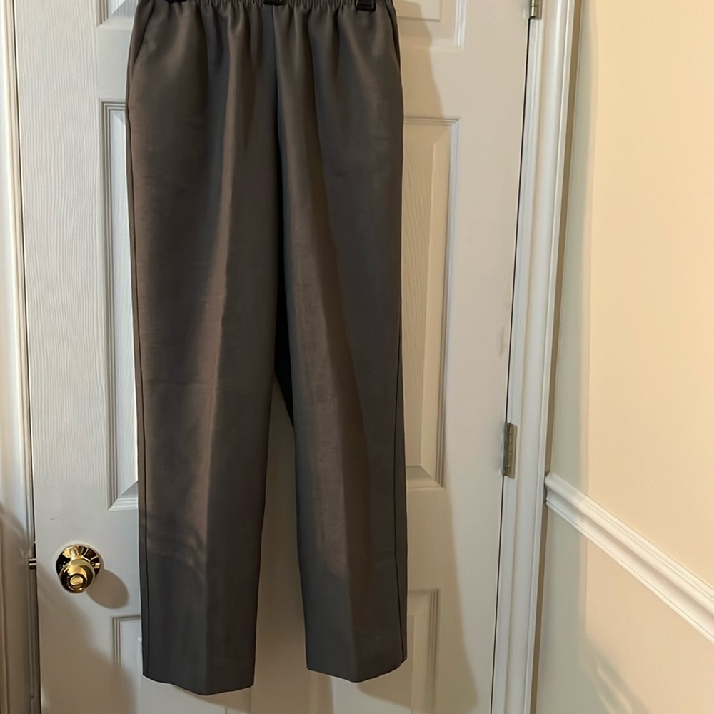 Alfred Dunner Gray Elastic Waist Dress Pants Size 12